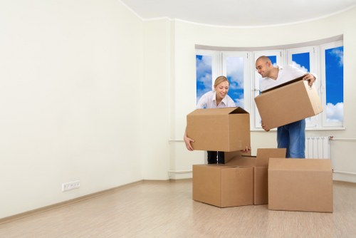 Removal van ready for a Palmers Green property move