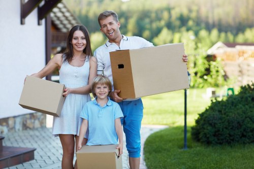 Packing and loading support for Palmers Green home removals