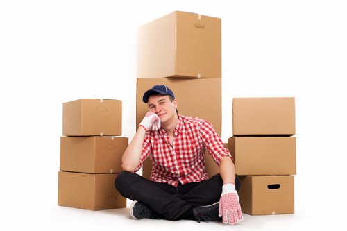 Practical moving and delivery service near Palmers Green